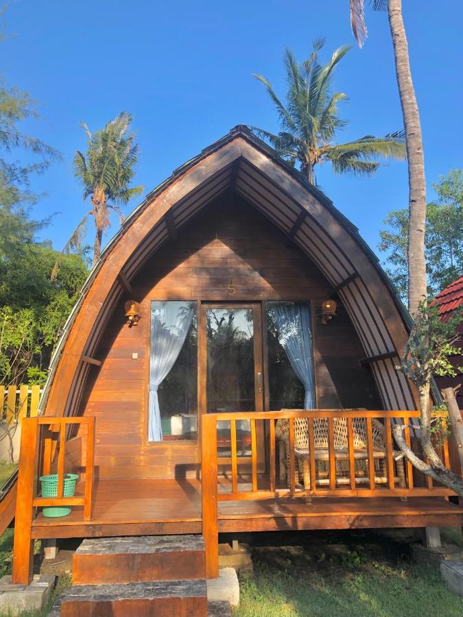 Hotel Blue Moon Meno Gili Meno Exterior foto