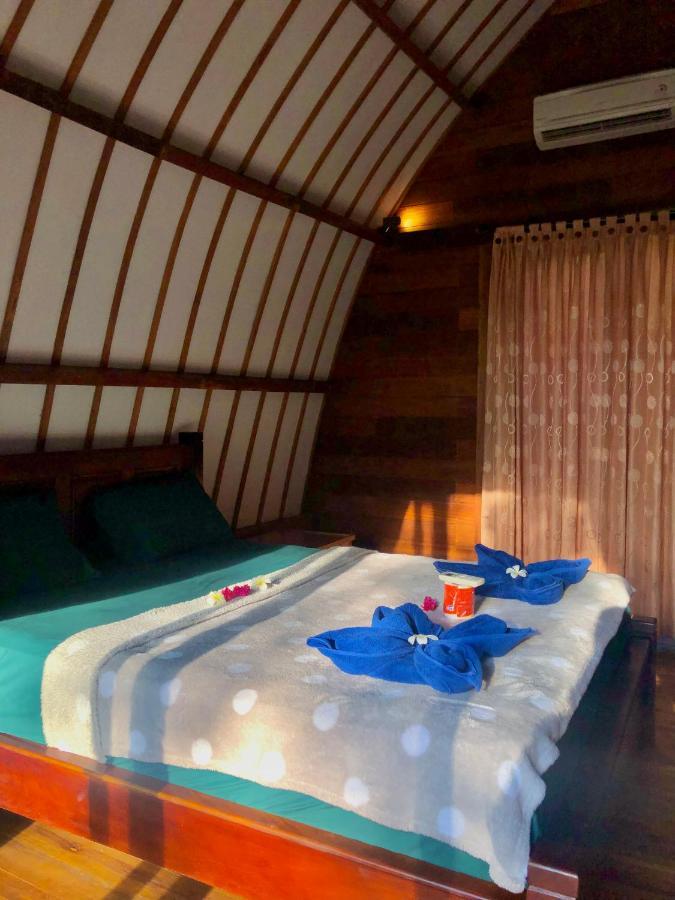 Hotel Blue Moon Meno Gili Meno Exterior foto