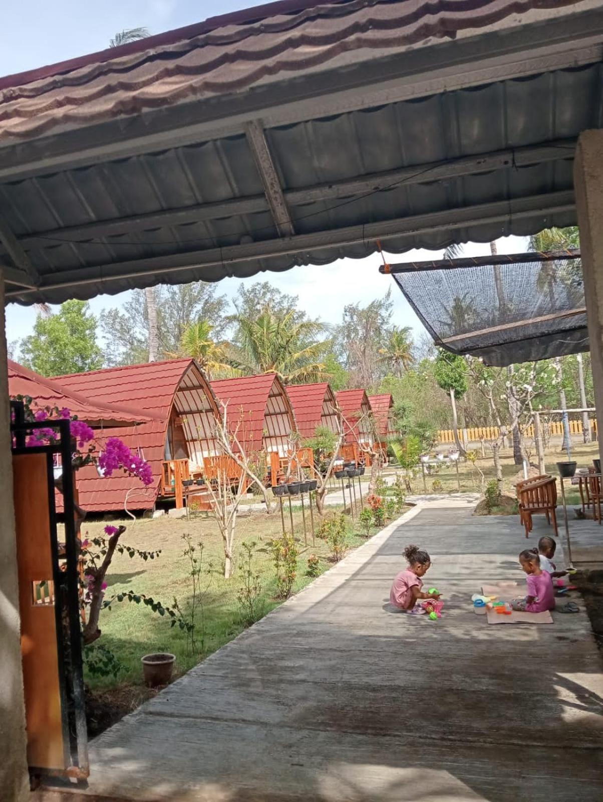 Hotel Blue Moon Meno Gili Meno Exterior foto