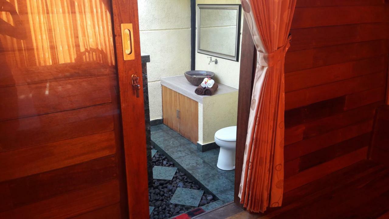 Hotel Blue Moon Meno Gili Meno Exterior foto